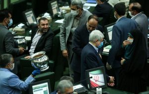 مجلس به ۱۸ وزیر پیشنهادی رئیس جمهور رای اعتماد داد