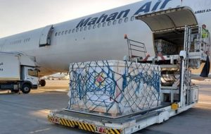 استقبال وزیر بهداشت از طرح های واکسیناسیون رییس دانشگاه علوم پزشکی جندی شاپور اهواز