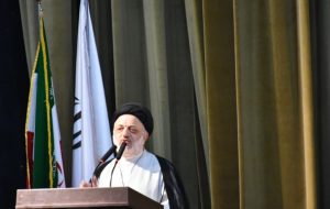 معیار انتخاب مدیران در دولت انقلابی باید براساس شایسته سالاری باشد معیار انتخاب مدیران در دولت انقلابی باید براساس شایسته سالاری باشد